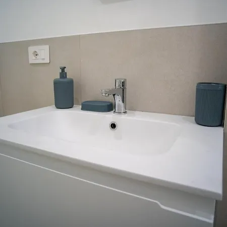 11 Nevoso Palace 公寓 *