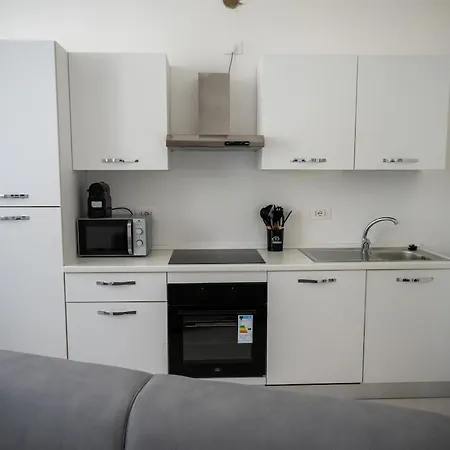 11 Nevoso Palace * 米兰